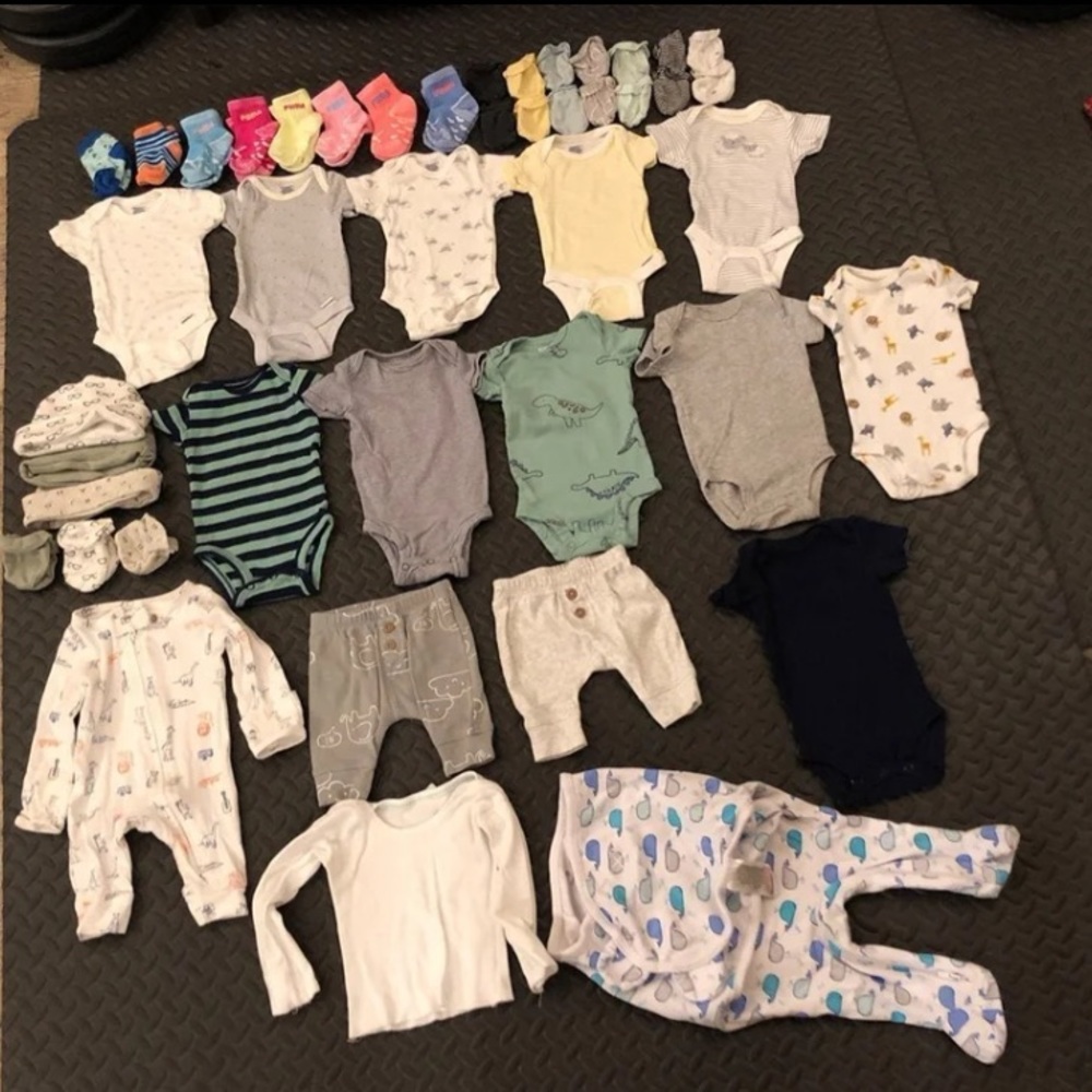 baby boy newbown clothes lot